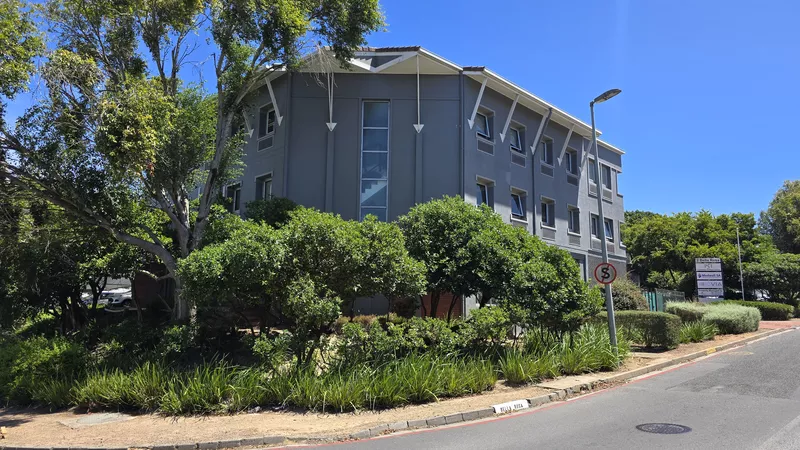 254 m² Office to let in Tyger Valley, 2 Bella Rosa (photo 6)