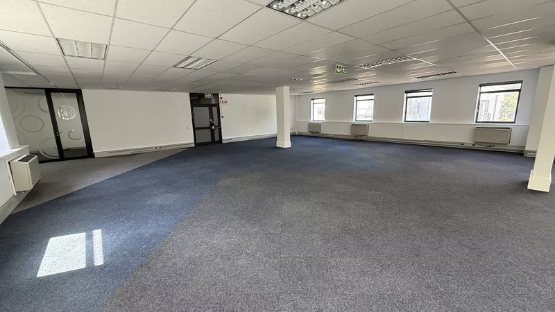 150 m² Office to let in Newlands, Boundary Terraces (PPS House) (photo 12)