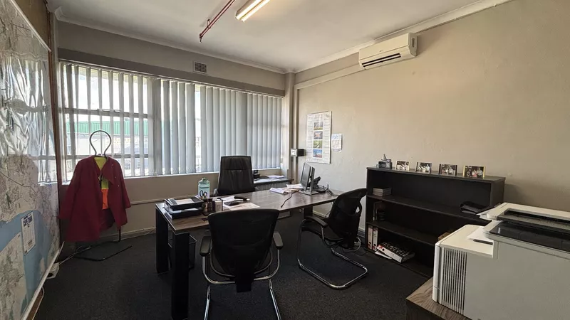 4 549 m² Industrial for sale in Beaconvale, 36 Glenhurst Street (photo 19)