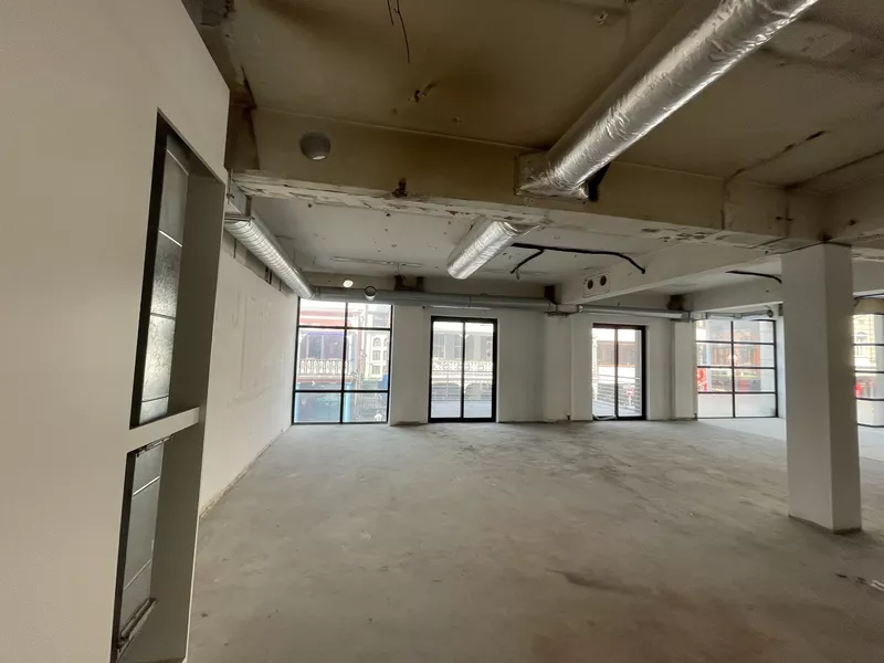 1 260 m² Office to let in Cape Town City Centre/CBD, 172 Long Street (photo 17)