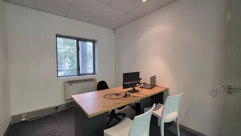 190 m² Office for sale in Central Park, The Pavilion (photo 24)