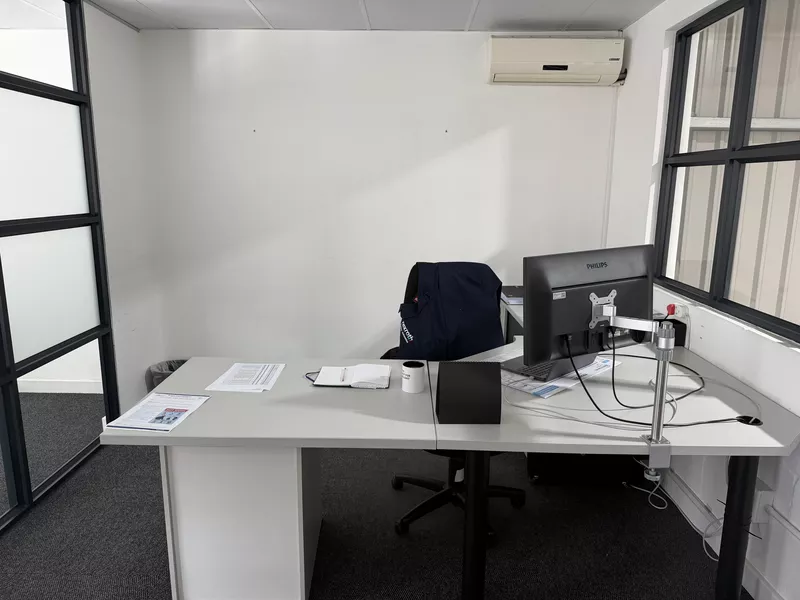 302 m² Industrial to let in Bellville, Sapphire Business Park (photo 21)
