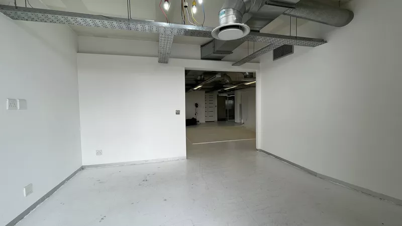 121 m² Office to let in Woodstock, The District (photo 14)