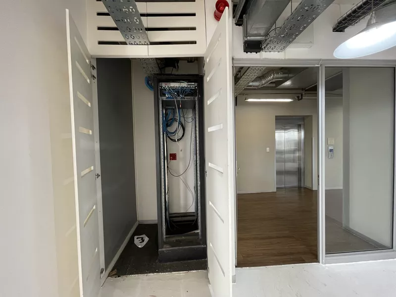 121 m² Office to let in Woodstock, The District (photo 19)