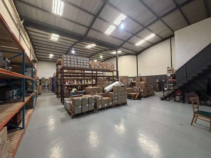 524 m² Industrial to let in Bellville, Symphony Park (photo 9)