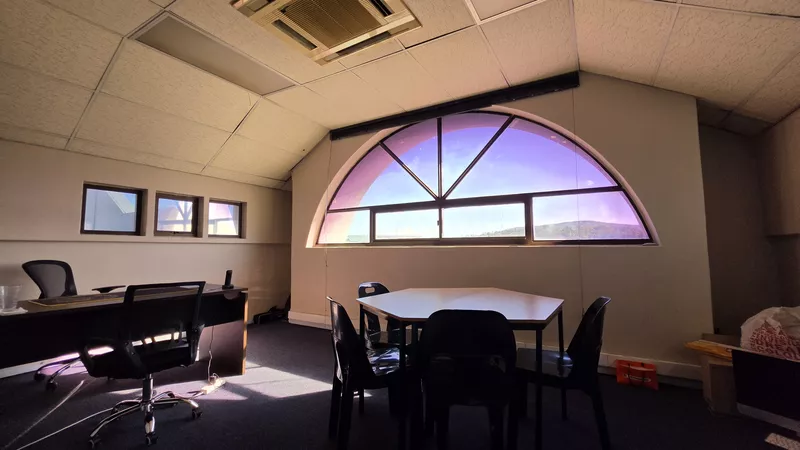 944 m² Office to let in Tyger Valley, Omni Park (photo 62)