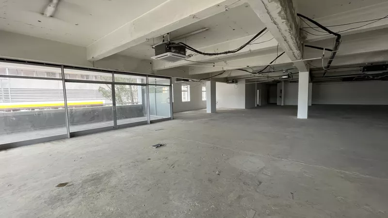 2 402 m² Office to let in Cape Town City Centre/CBD, Amber Place (photo 12)