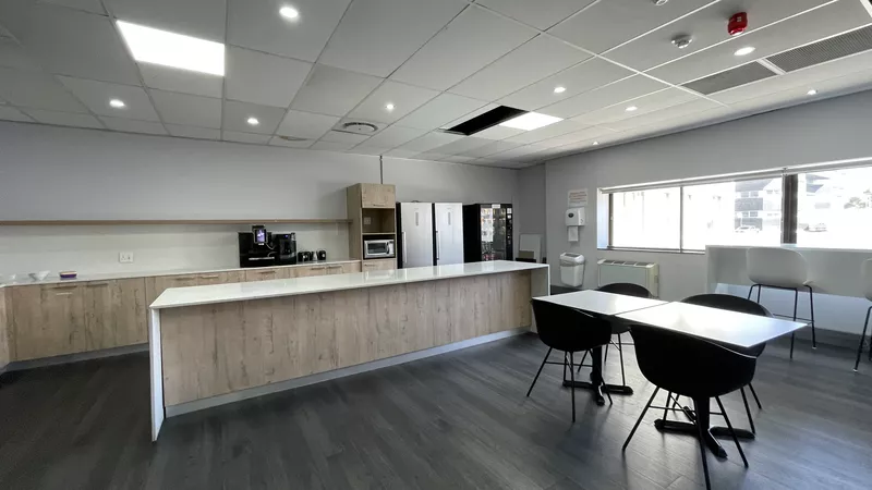 1 516 m² Office to let in Cape Town City Centre/CBD, 22 Long Street (photo 22)