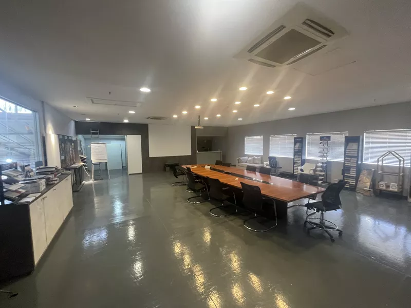 4 960 m² Industrial for sale in Athlone, 18 Induland Crescent (photo 14)