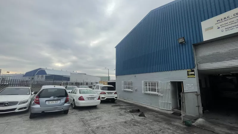900 m² Industrial to let in Ottery, 2 Ferndale Drive (photo 5)