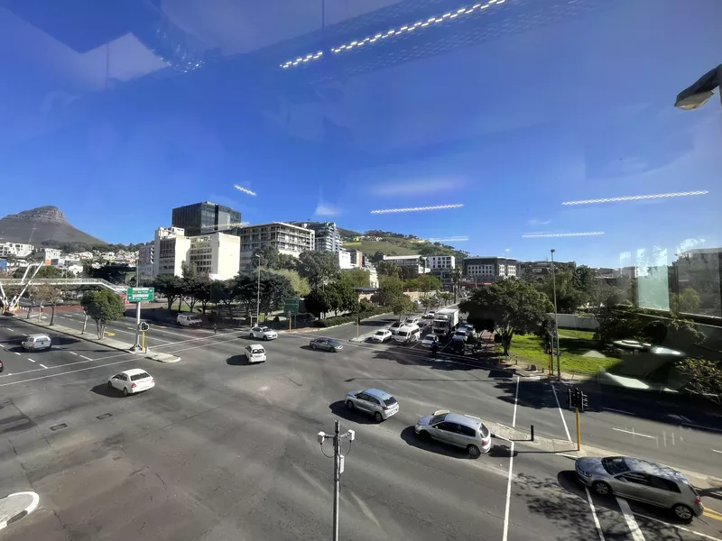 614 m² Office to let in Cape Town City Centre/CBD, 50 Riebeek (photo 42)