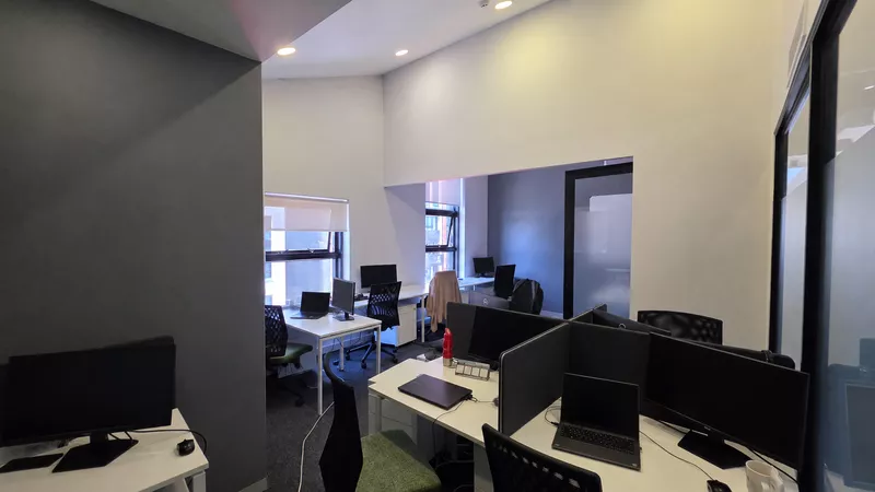165 m² Office to let in Bridgeways Park, Bridgewater One - Suites (Block C) (photo 22)