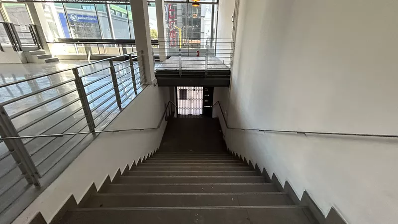 467 m² Office to let in Claremont, 91 On Main (photo 18)