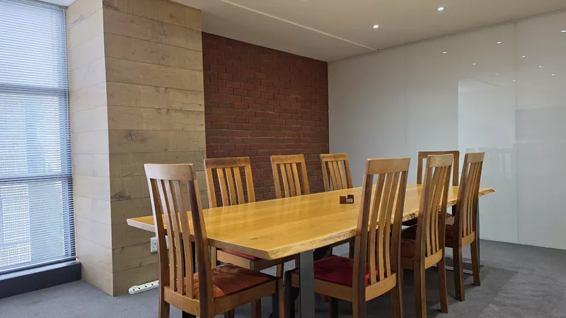 233 m² Office for sale in Century City, Matrix (photo 24)
