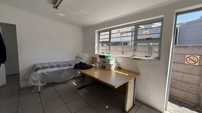 3 170 m² Industrial to let in Brackenfell Industrial, 10 Lood Street, Brackenfell (photo 28)