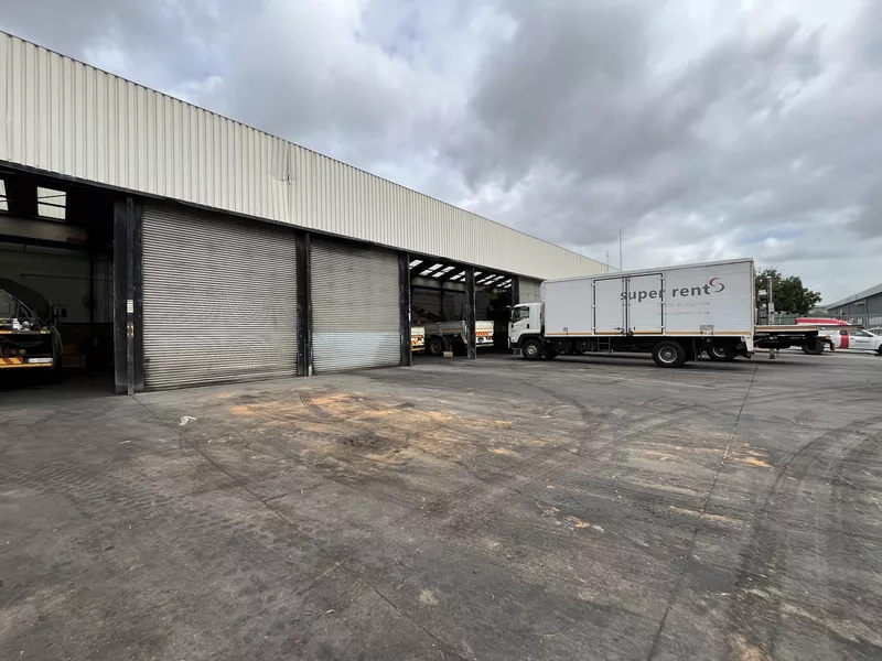 1 928 m² Industrial to let in Parow Industrial, 24 Junction Road (photo 3)