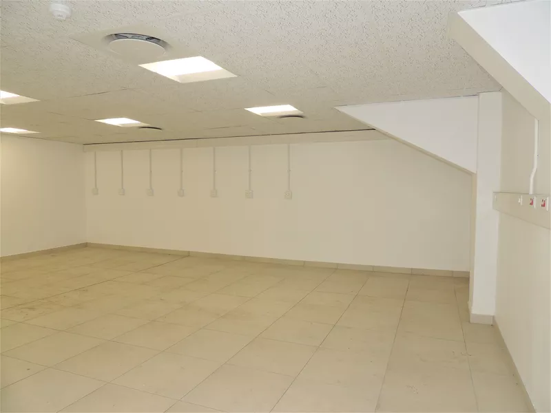 1 238 m² Property to let in 25 - 27 Thor Cir (photo 14)