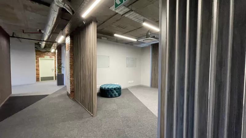 1 211 m² Office to let in De Waterkant, Sovereign Quay (photo 26)