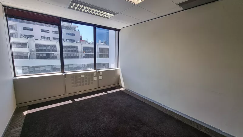 669 m² Office to let in Cape Town City Centre/CBD, 2 Long (photo 21)