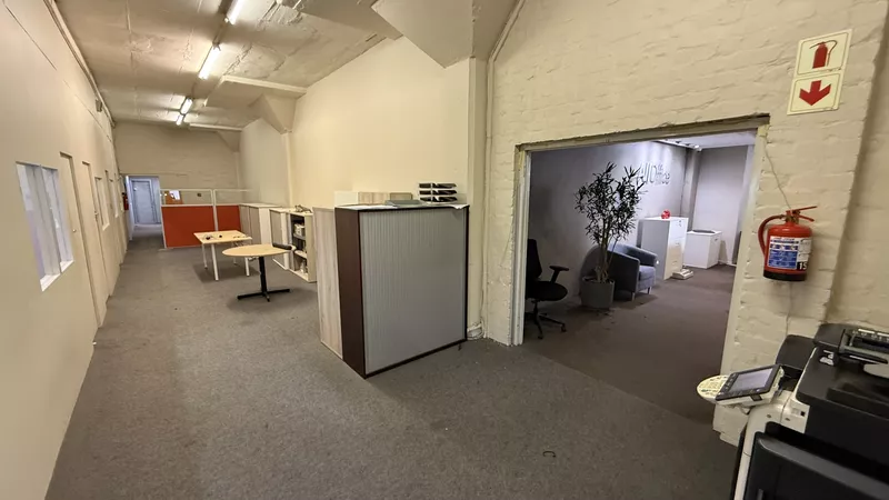 4 832 m² Office to let in Observatory, 9 Browning Road (All Office) (photo 44)