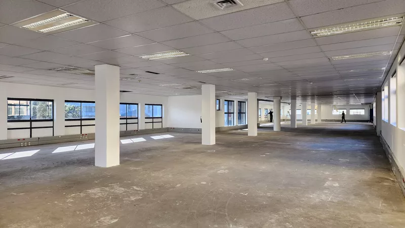 7 548 m² Office to let in Bellville, Ambition24hours (107 Voortrekker Road) (photo 17)