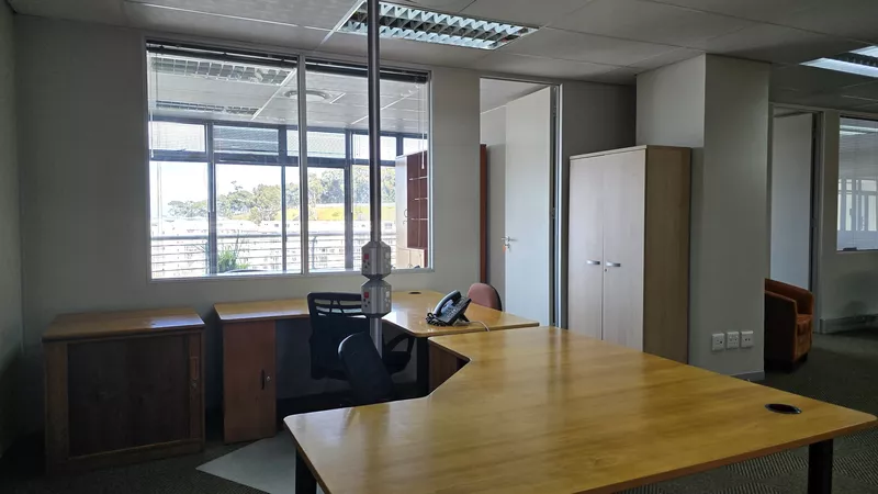 346 m² Office to let in Tyger Waterfront, The Cliffs (photo 34)