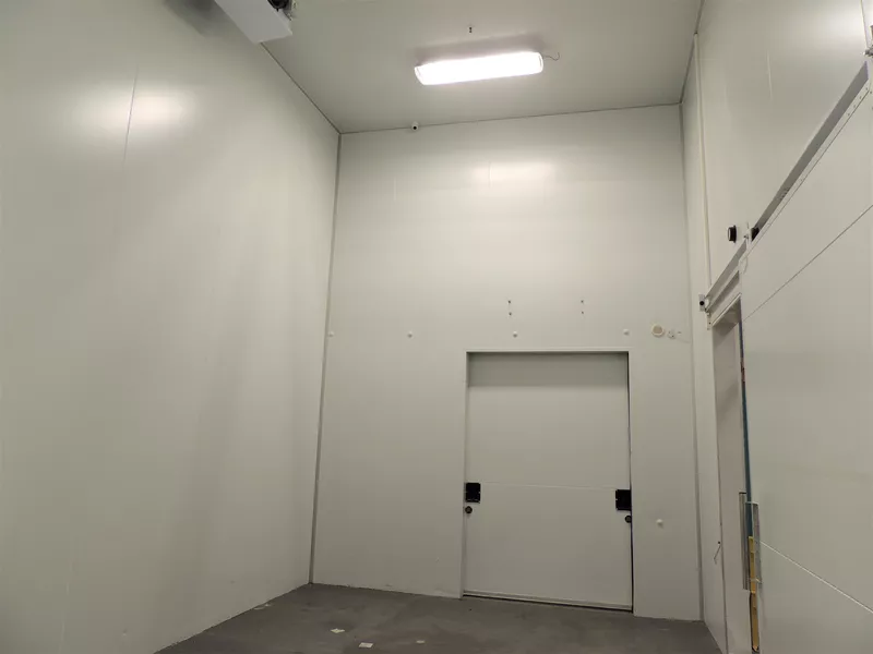1 238 m² Property to let in 25 - 27 Thor Cir (photo 23)