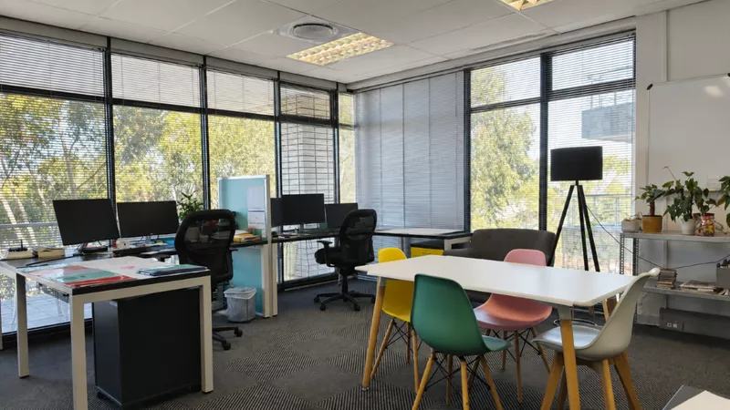 429 m² Office to let in Tygerberg Office Park, Tygerberg Office Park - Plattekloof House (photo 18)
