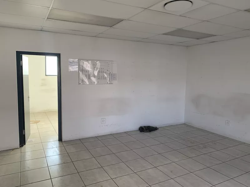2 350 m² Industrial to let in Wimbledon Estate, 88 Wimbledon Road, Blackheath (photo 29)