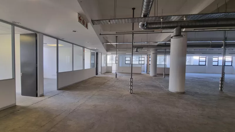 1 984 m² Office to let in Cape Town City Centre/CBD, The Bergstan (photo 4)