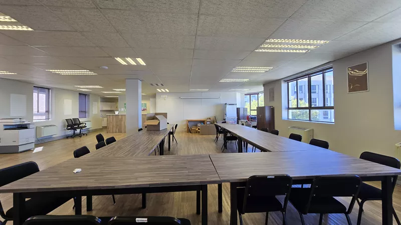 374 m² Office to let in Tijgerpark, Tijger Park Building 3 (photo 33)
