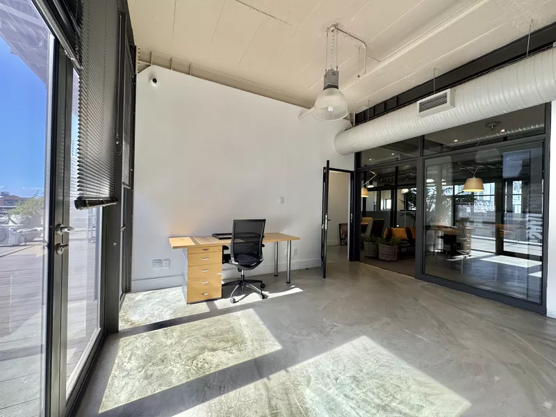 219 m² Office to let in Cape Town, Hill House (photo 14)