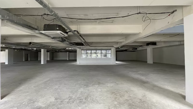 2 402 m² Office to let in Cape Town City Centre/CBD, Amber Place (photo 10)