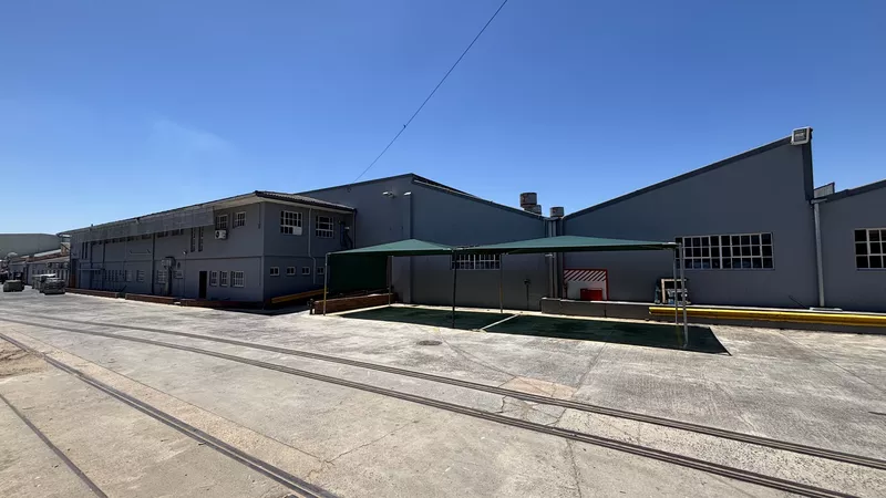 1 445 m² Industrial to let in Paarl, Spilo Business Park (photo 1)