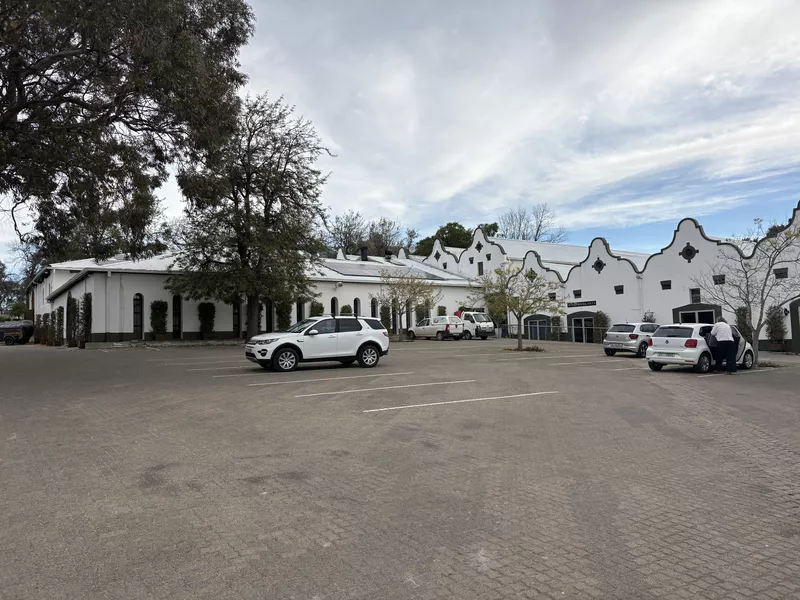 450 m² Office to let in Paarl, Simondium Guild (photo 4)