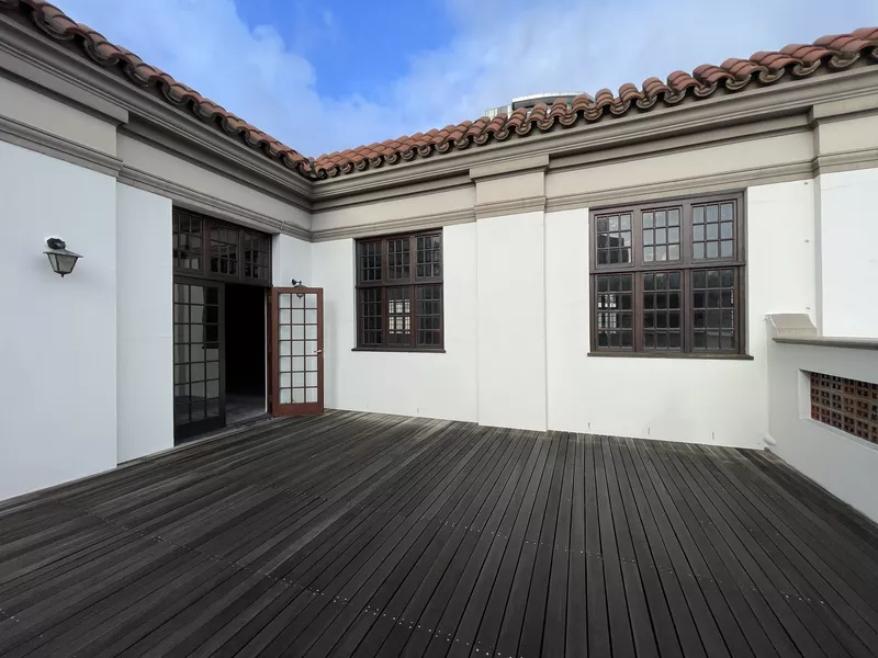 611 m² Office to let in Cape Town City Centre/CBD, Newspaper House (photo 17)