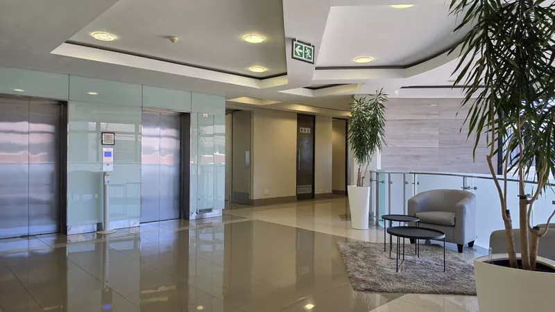 3 816 m² Office to let in Estuaries Office Estate, No 2 Estuaries (photo 12)