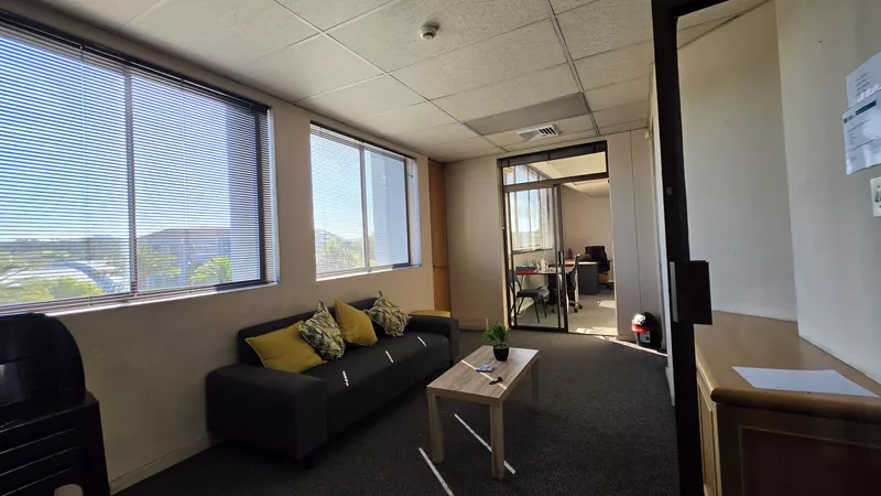 604 m² Office to let in Tyger Valley, Omni Park (photo 5)