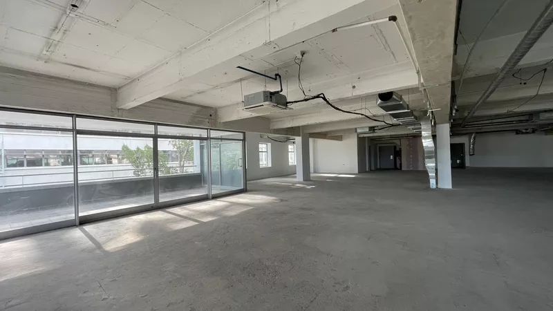 1 184 m² Office to let in Cape Town City Centre/CBD, Amber Place (photo 19)