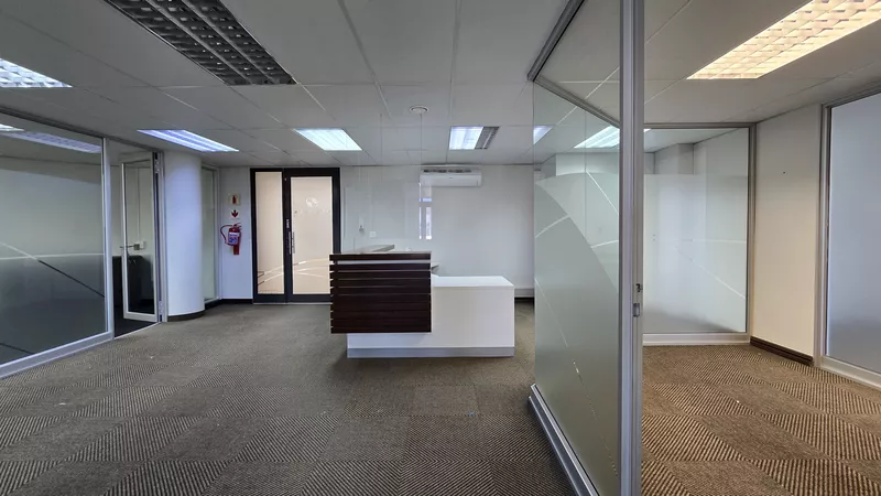 632 m² Office to let in Tyger Waterfront, Avanti South Block (photo 16)