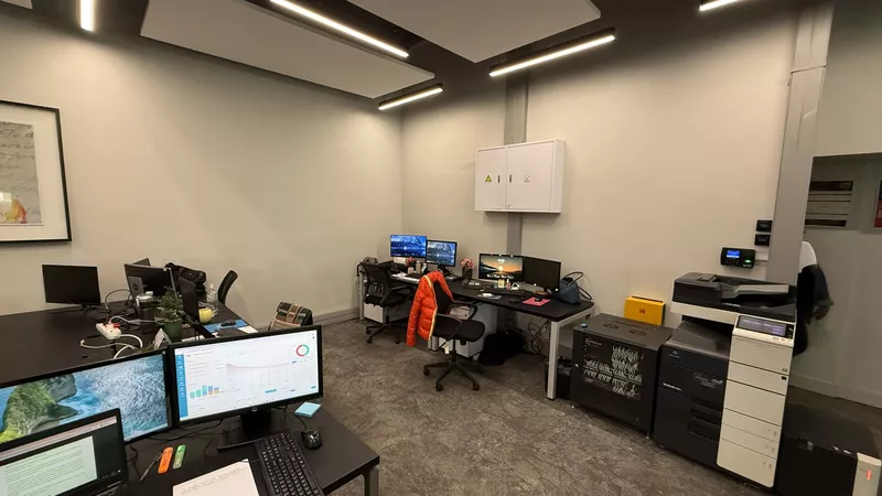 290 m² Office to let in Claremont, Intaba Building (photo 9)