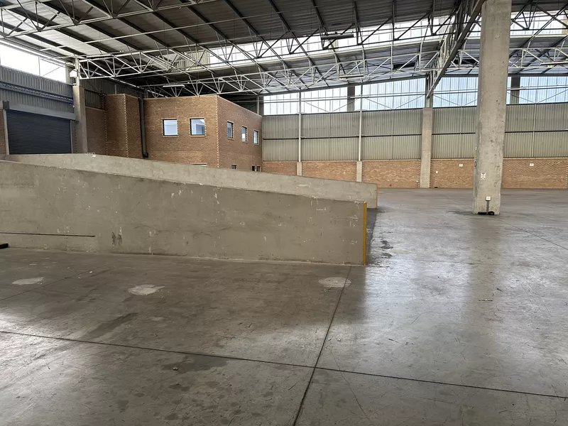 4 989 m² Industrial to let in Germiston, Devon East (photo 37)