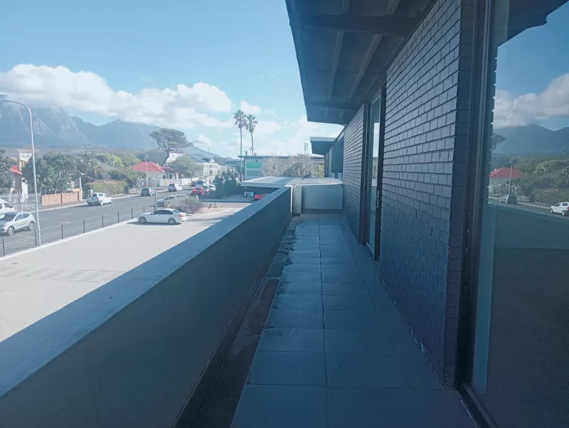 590 m² Office to let in Southern Suburbs, 89 Main Road Diep River (photo 23)