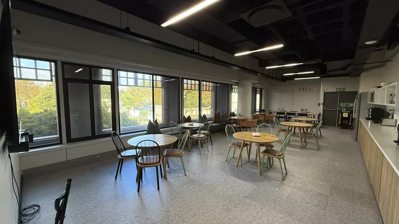760 m² Office to let in Rondebosch, Great Westerford (photo 30)