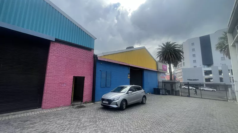 742 m² Industrial to let in Salt River, 33 Salt River Road (photo 5)