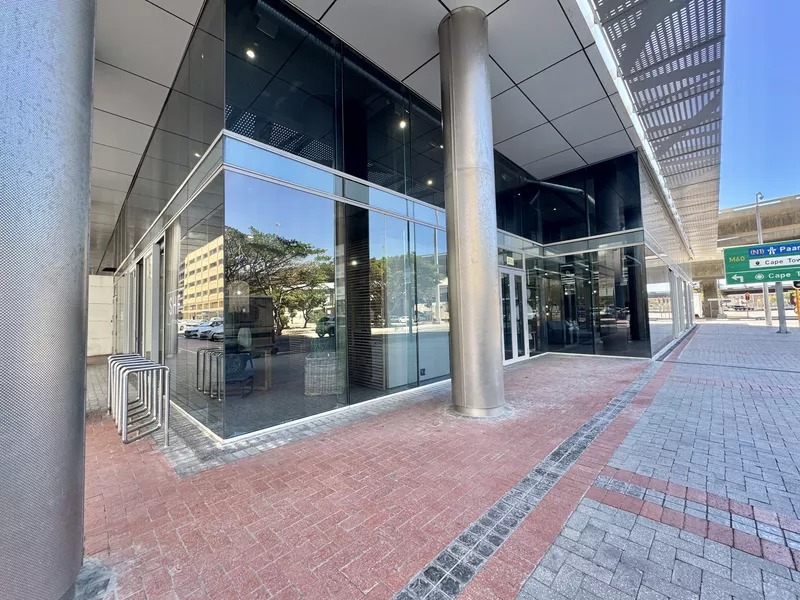 156 m² Office to let in Cape Town City Centre/CBD, The Halyard (photo 2)