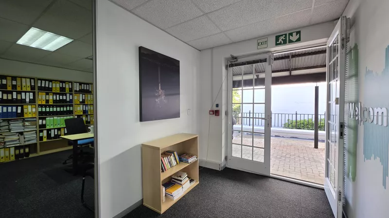 180 m² Office to let in Vineyard Office Estate, Vineyards Office Estate - Vineyards Square North (photo 12)