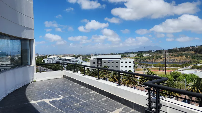 1 400 m² Office to let in Tyger Valley, Bloemhof (photo 75)
