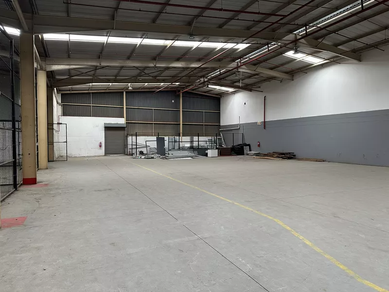 6 242 m² Office to let in Midrand, 48 Reedbuck Crescent (photo 56)