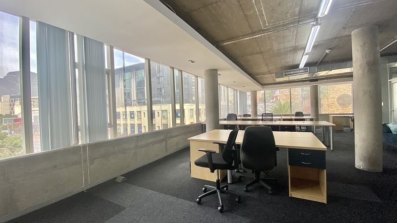 180 m² Office to let in De Waterkant, 22 Somerset Road (photo 5)